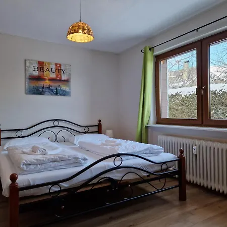 Apartment Fewo Seeblick 1 *